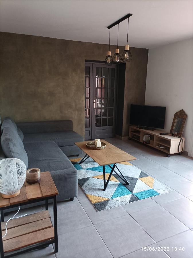 Maison De Vacances, Proche De La * Frejus